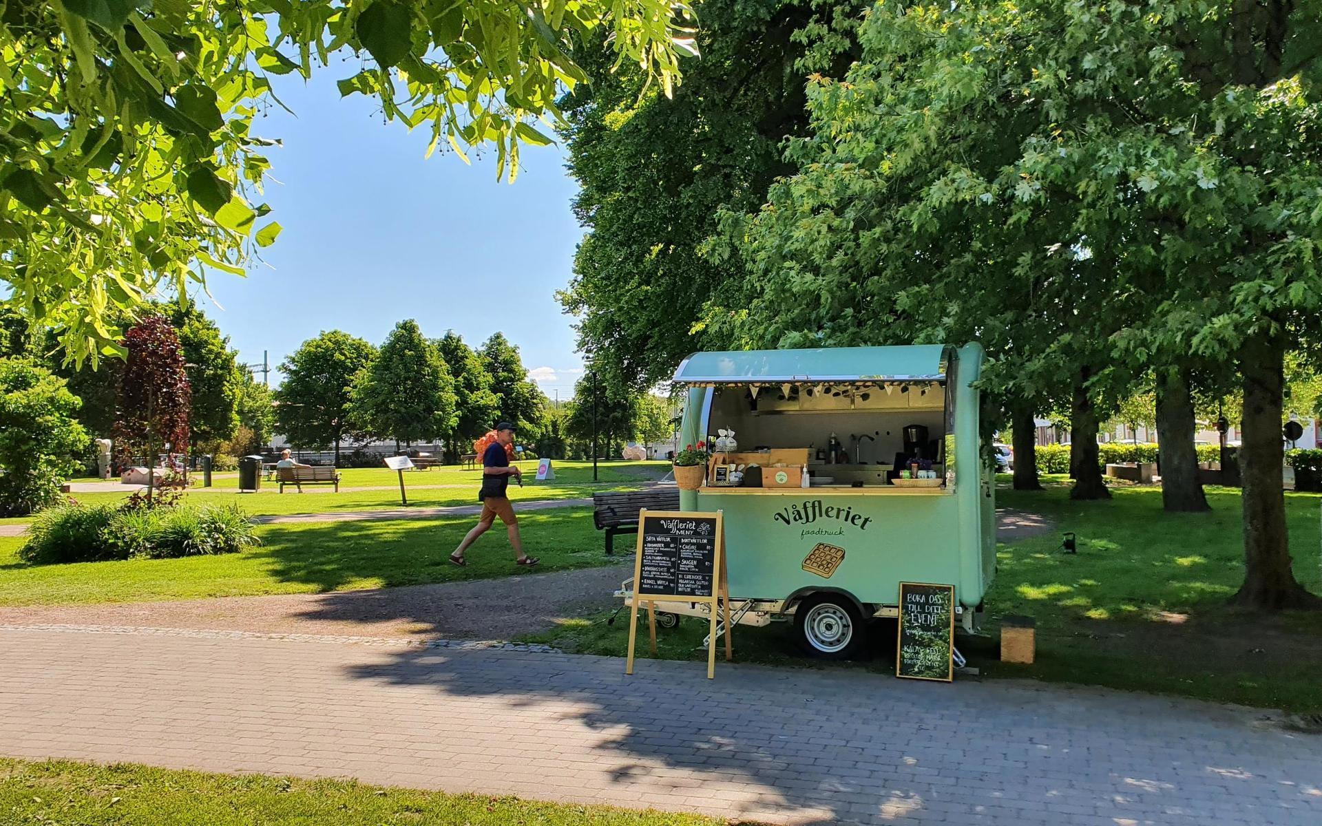 Våffleriet Foodtruck säljer både mat- och dessertvåfflor och hittas ofta i Kungsbackatrakten.